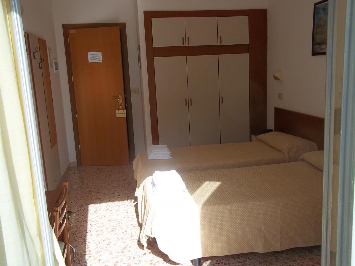 Hotel Italia Senigallia Dış mekan fotoğraf